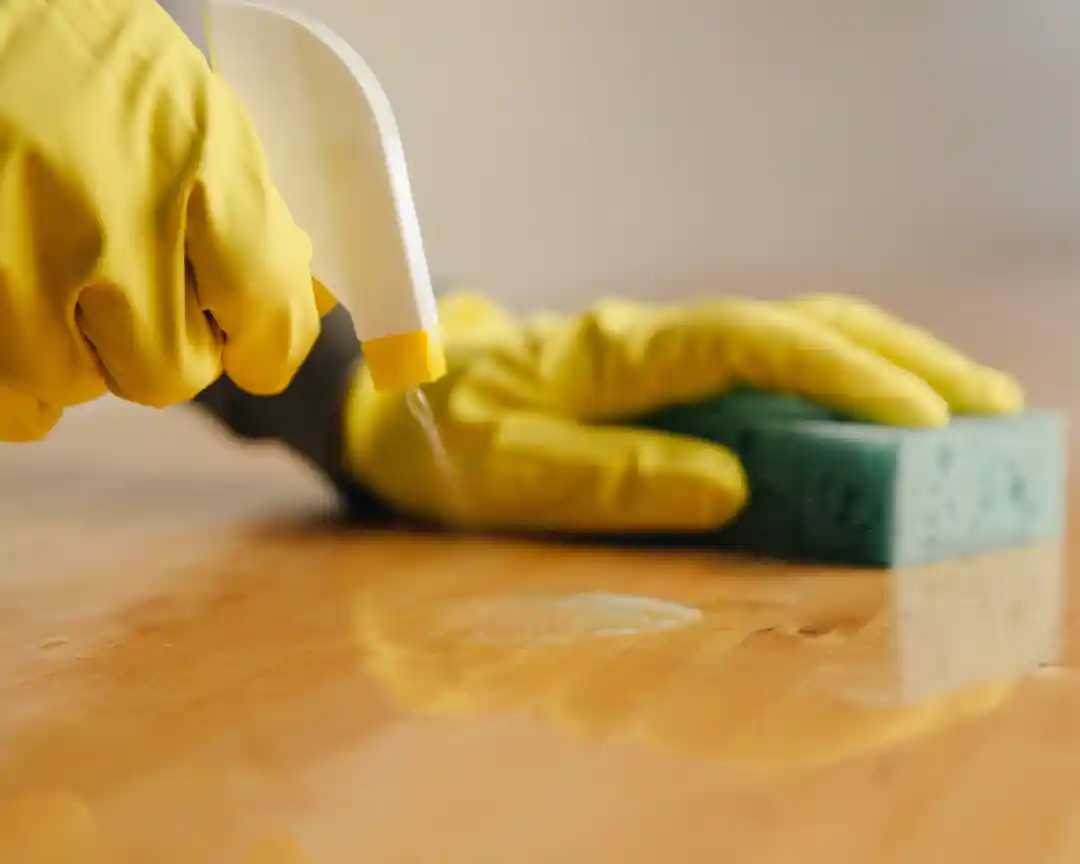 beoclean 011 cleaning wooden surface